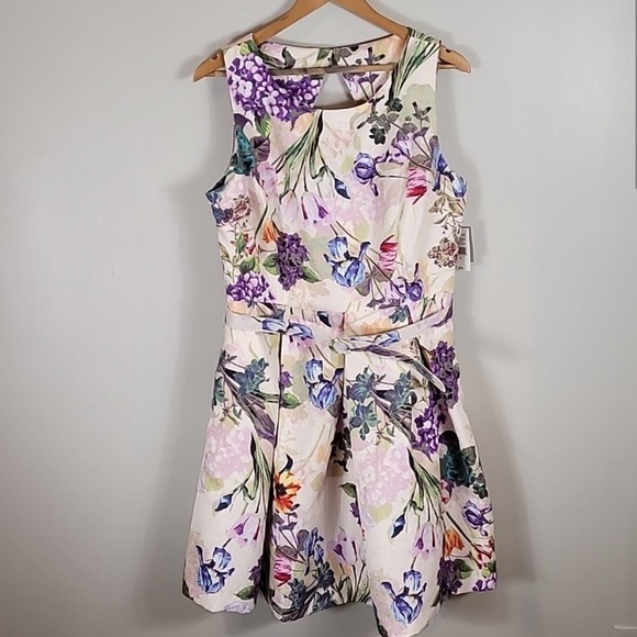 Danny & Nicole Dresses & Skirts - Nwt Danny & Nicole Floral Fit & Flare Dress Size 18
